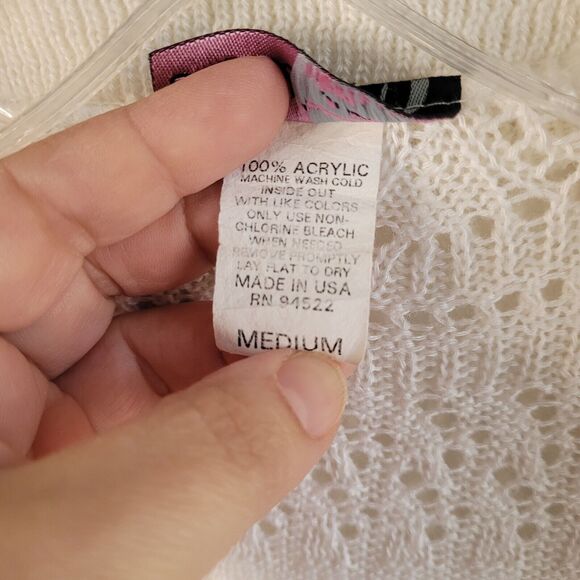 Y2K Cropped Shrug Sweater White Short Sleeve Juniors M Questions by Say What USA - Picture 5 of 14